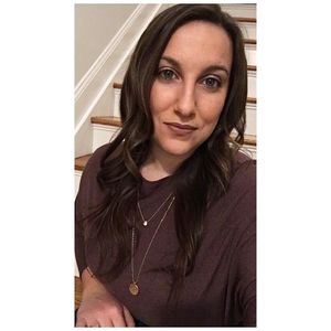 Meet your Posher, Cassandra